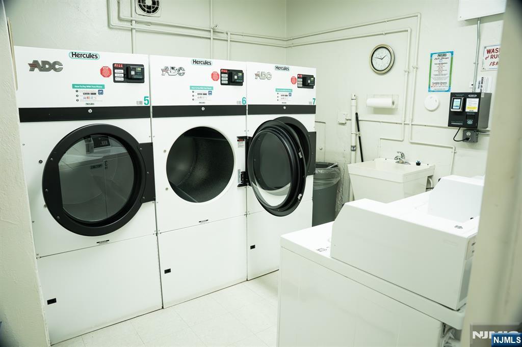 2180 Center 7D - Photo 5