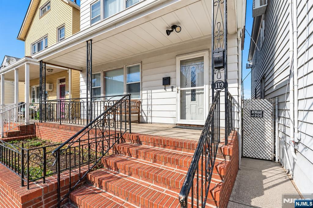 119 21st Street - Photo 2