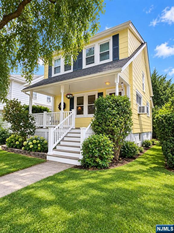 Photo 1 of Single family home for sale at 25 Edward St, Bergenfield, NJ 07621 | MLS# 26034277 | Listing updated on 2026-09-15