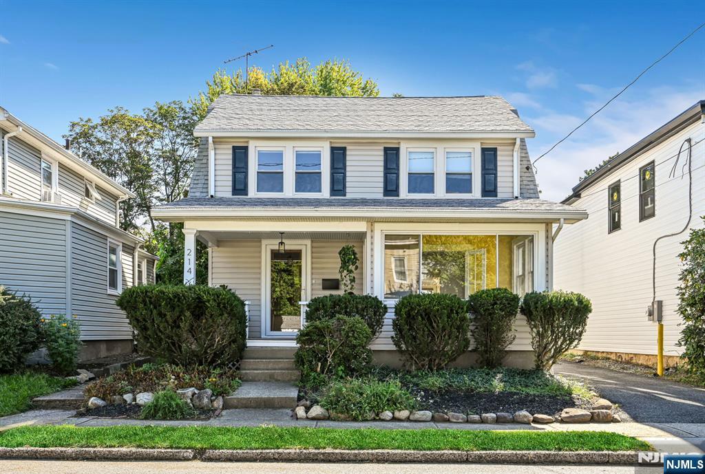 Single family home for sale at 214 Paterson Ave, Midland Park, NJ 07432 | MLS# 26034286