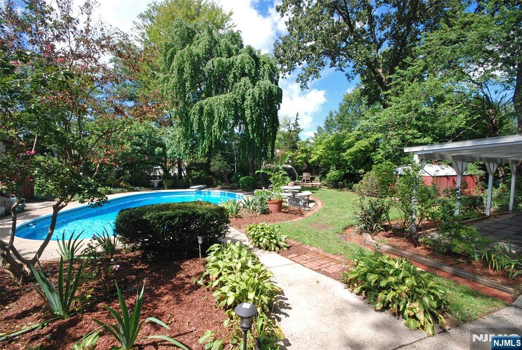 42 Oak Ridge Road - Photo 2