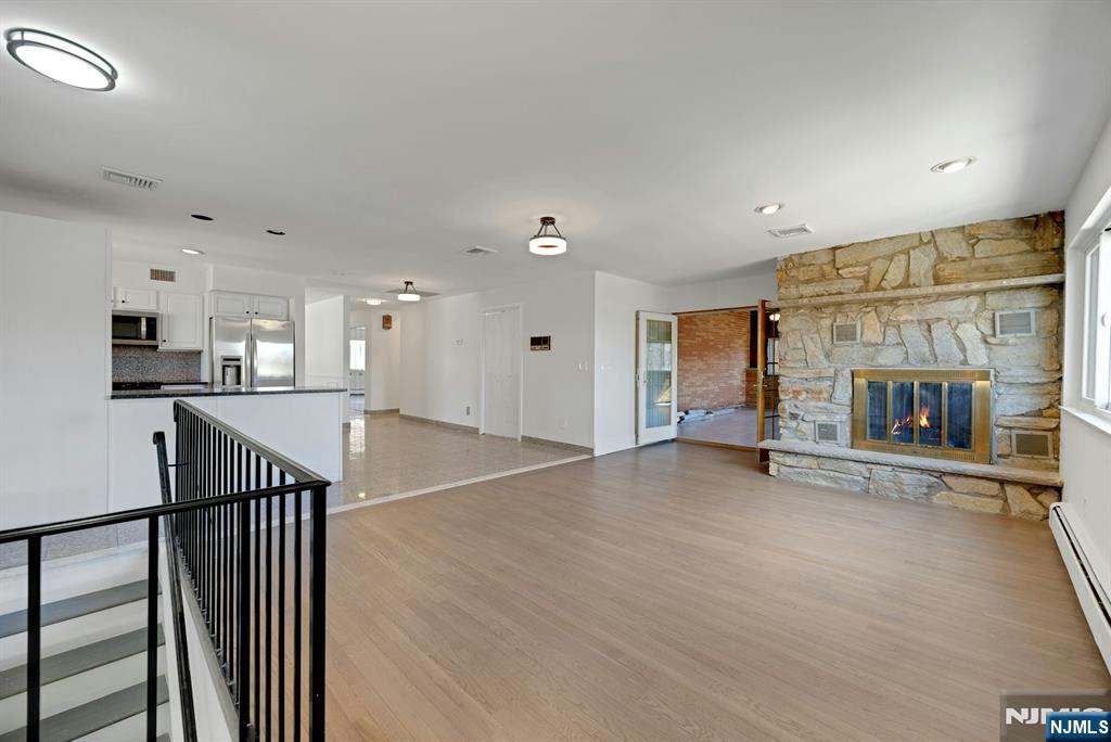 2413 Hammett Avenue — photo 17