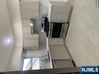 53 Genevieve Avenue 2 - Photo 3
