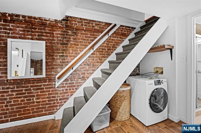208 3rd Street — photo 37