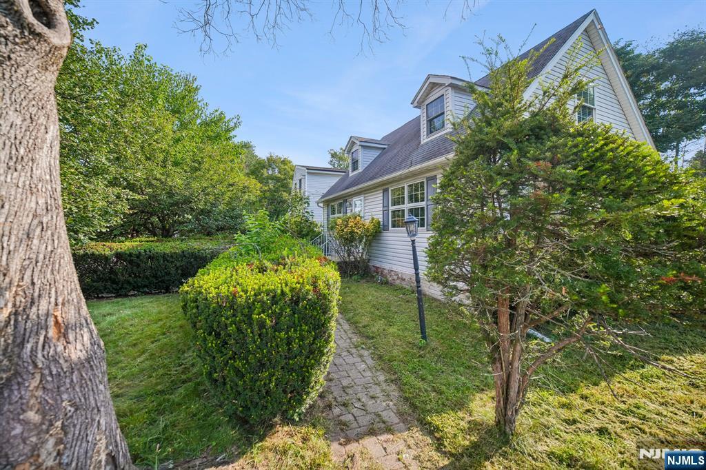 Photo 2 of Single family home for sale at 1161 Summit Ave, Teaneck, NJ 07666 | MLS# 26034331 | Listing updated on 2026-09-18