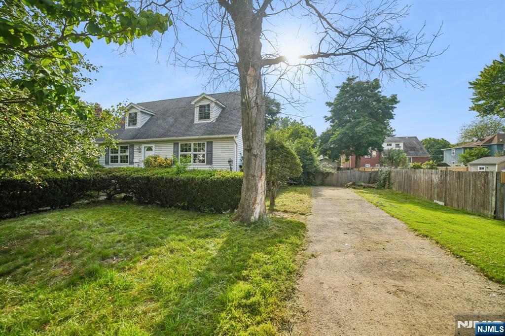 Photo 3 of Single family home for sale at 1161 Summit Ave, Teaneck, NJ 07666 | MLS# 26034331 | Listing updated on 2026-09-18