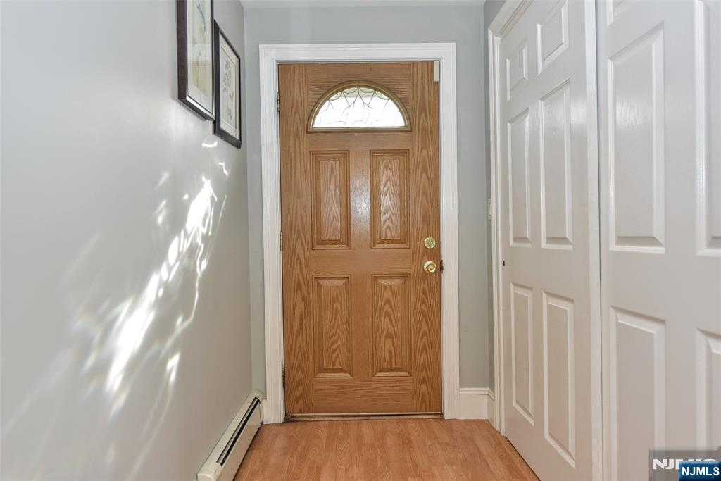 638 Asbury Street - Photo 3
