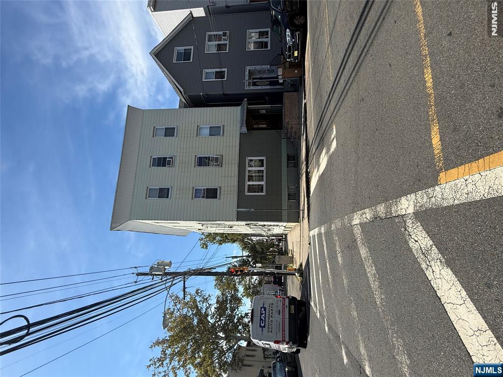382 Walnut Street - Photo 3