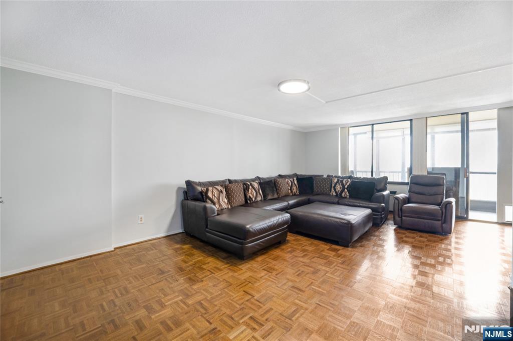 200 Winston Drive 1502 - Photo 5