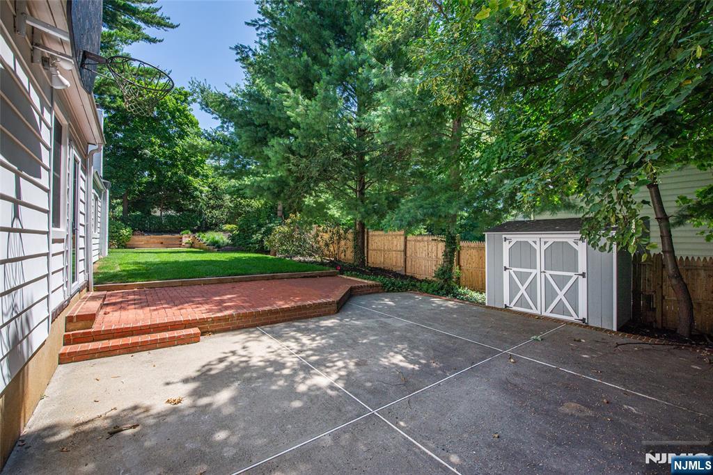 25 West Road — photo 41