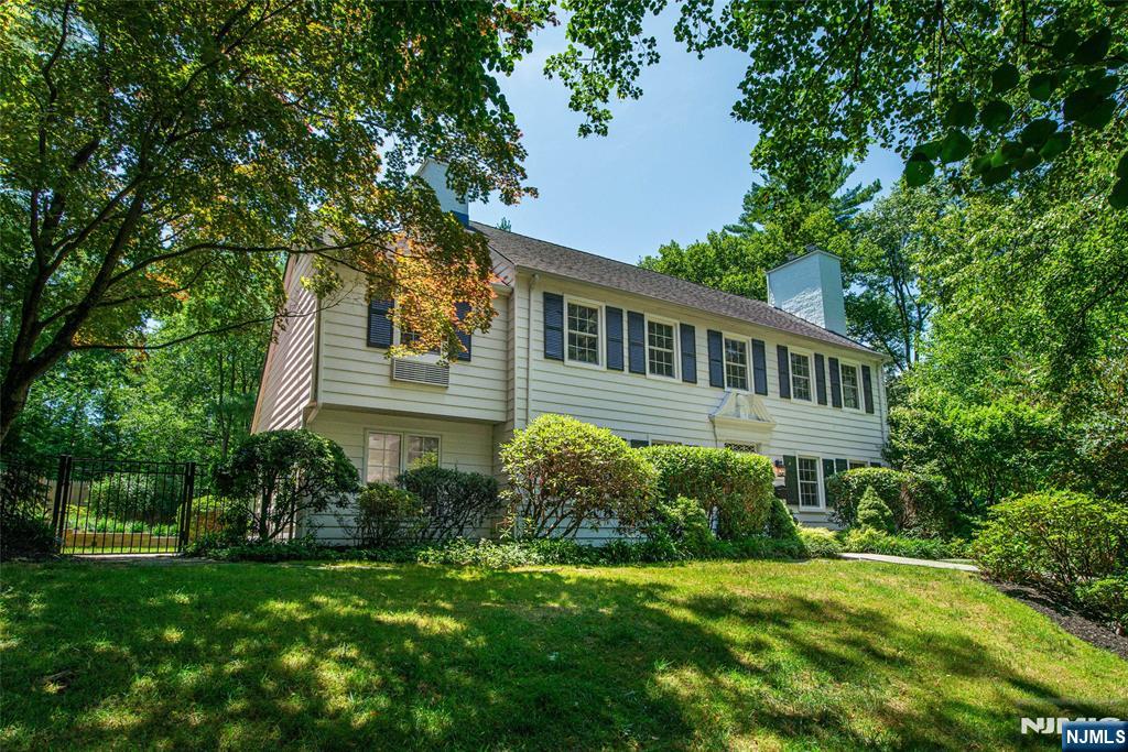 25 West Road — photo 46