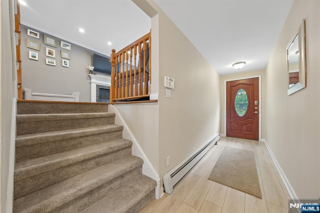 Photo 3 of Single family home for sale at 175 Marginal Rd, Elmwood Park, NJ 07407 | MLS# 26034375 | Listing updated on 2026-09-17