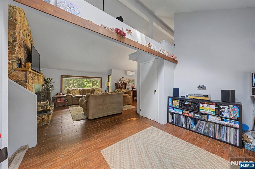 Photo 4 of Single family home for sale at 451 W Brook Rd, Ringwood, NJ 07456 | MLS# 26034387 | Listing updated on 2026-09-13
