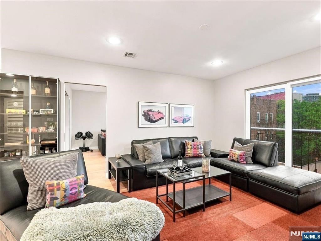 Condo for sale at 4801 Palisade Ave #4B, Union City, NJ 07087 | MLS# 26034414