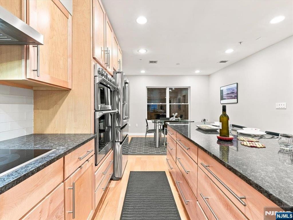 Listing Photo 5 - Condo for sale in building located at 4801 Palisade Ave, Union City, NJ 07087 - Unit #4B