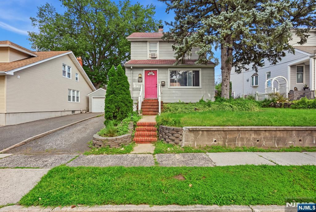 Single family home for sale at 809 Elm Ave, Ridgefield, NJ 07657 | MLS# 26034434