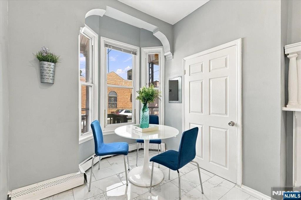 363 Forrest Street - Photo 4