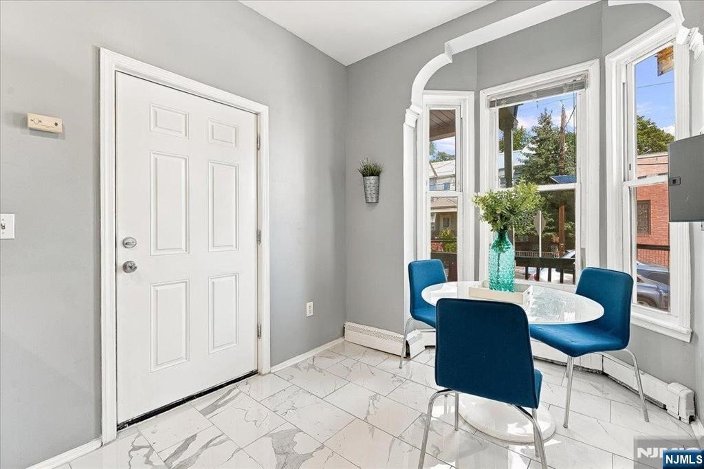 363 Forrest Street - Photo 5