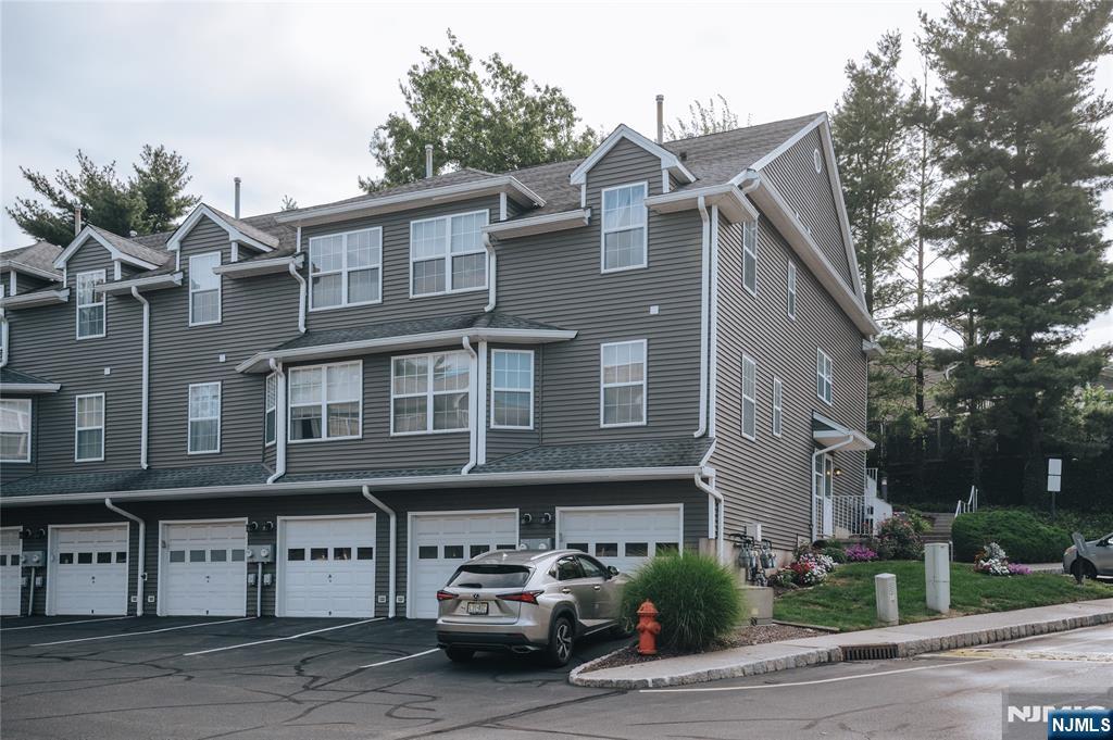Photo 2 of Sale Pending at 20 S Midland Ave #I2, Kearny, NJ 07032 | MLS# 26034454 | Listing updated on 2026-09-23