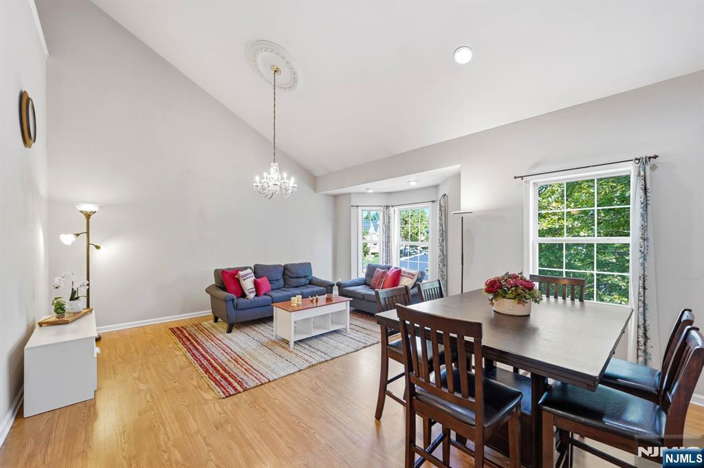 347 Winthrop Drive 3114 - Photo 5