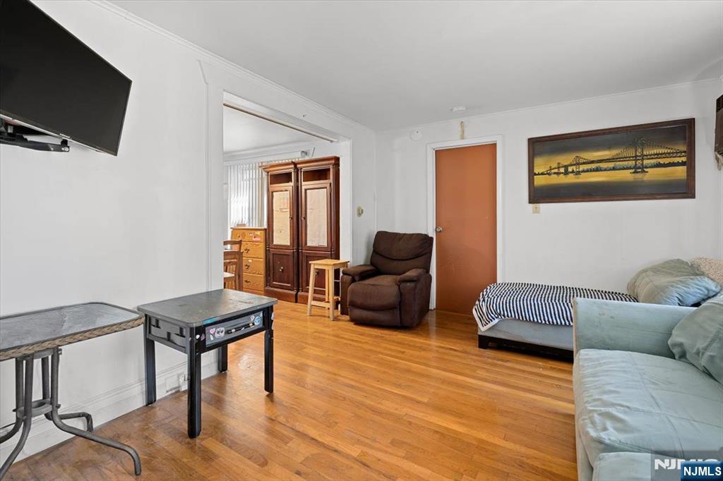 Photo 3 of Single family home for sale at 322 Kaplan Ave, Hackensack, NJ 07601 | MLS# 26034473 | Listing updated on 2026-09-16