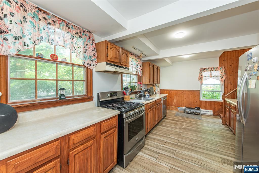 19 Skyland Avenue - Photo 1