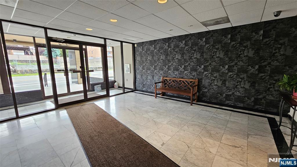 233 12th Street 1J - Photo 2