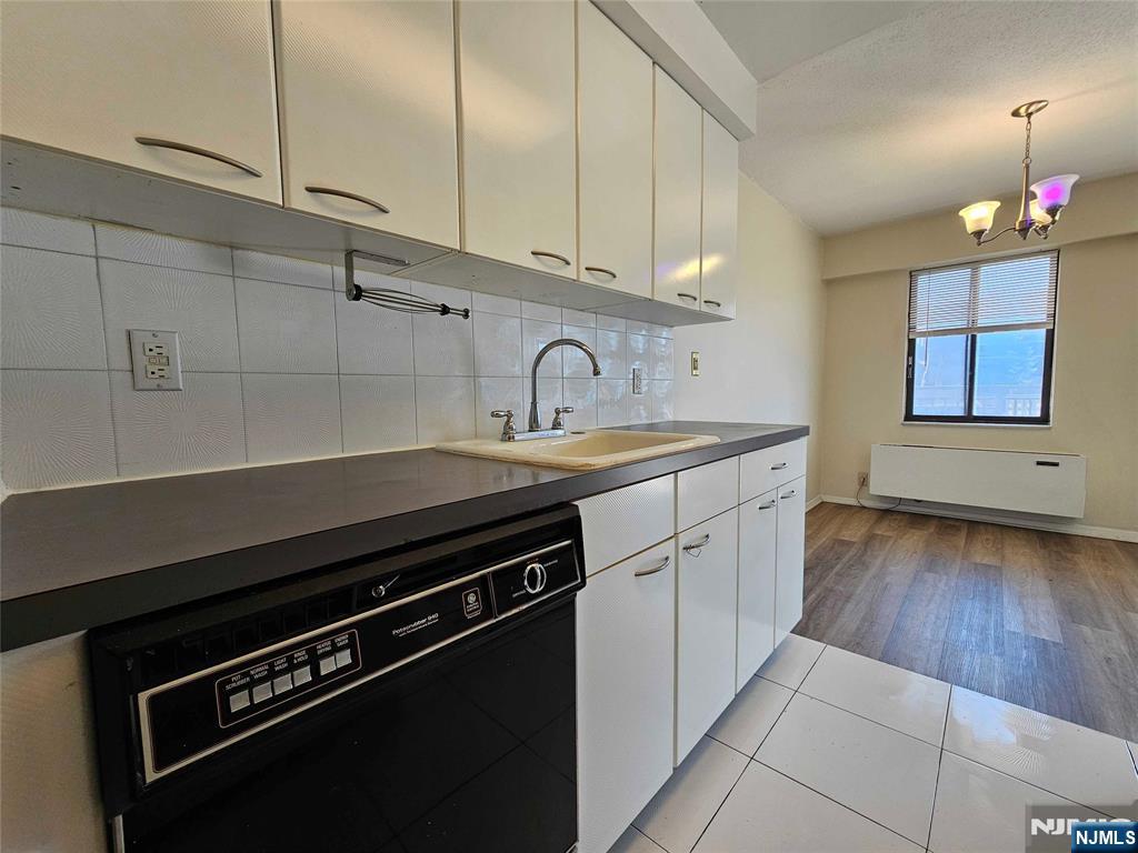 233 12th Street 1J - Photo 5