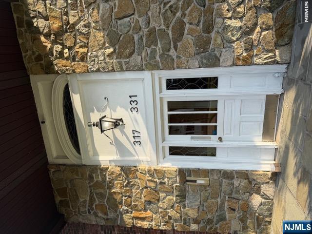 321 Ringwood Avenue - Photo 2