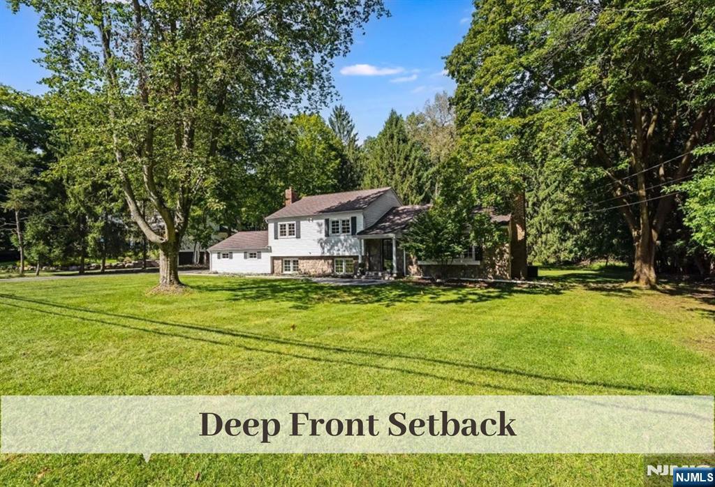 Photo 3 of Single family home for sale at 25 Ripplewood Dr, Upper Saddle River, NJ 07458 | MLS# 26034509 | Listing updated on 2026-09-17