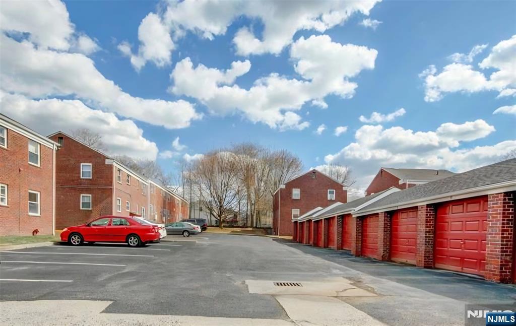 Photo 11 of Condo for sale at 370 Esplanade #21, Hackensack, NJ 07601 | MLS# 26034558 | Listing updated on 2026-09-13