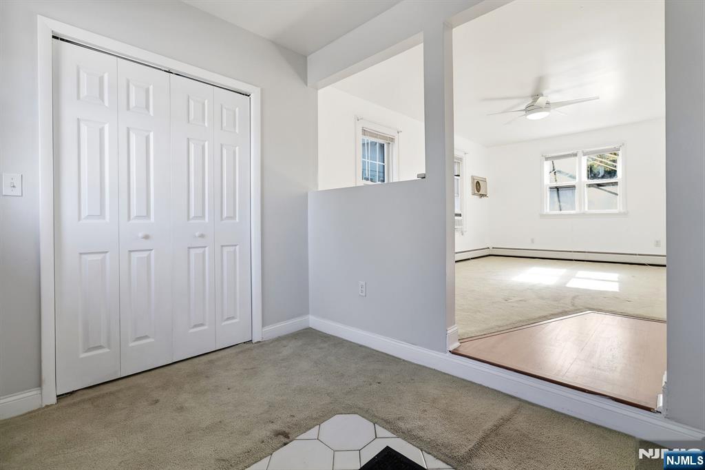 28 Perry Street - Photo 3