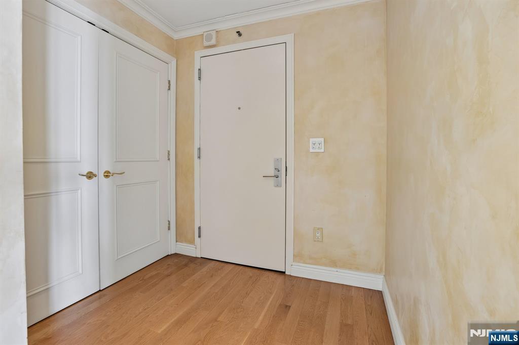 Photo 3 of Condo for sale at 1500 Palisade Ave #18C, Fort Lee, NJ 07024 | MLS# 26034571 | Listing updated on 2026-09-16