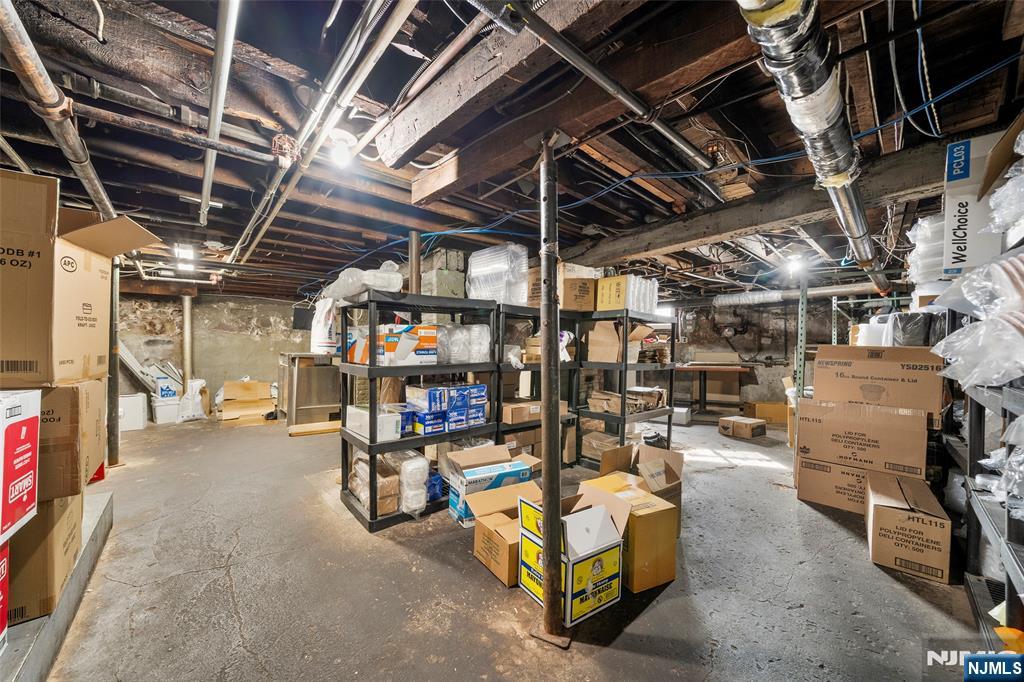 340 Paterson Avenue — photo 16