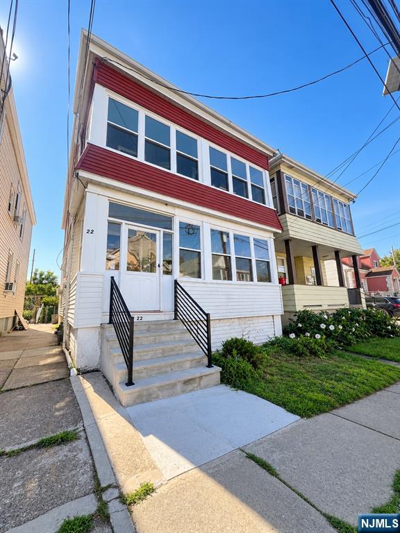 22 Semel Avenue 2 - Photo 2