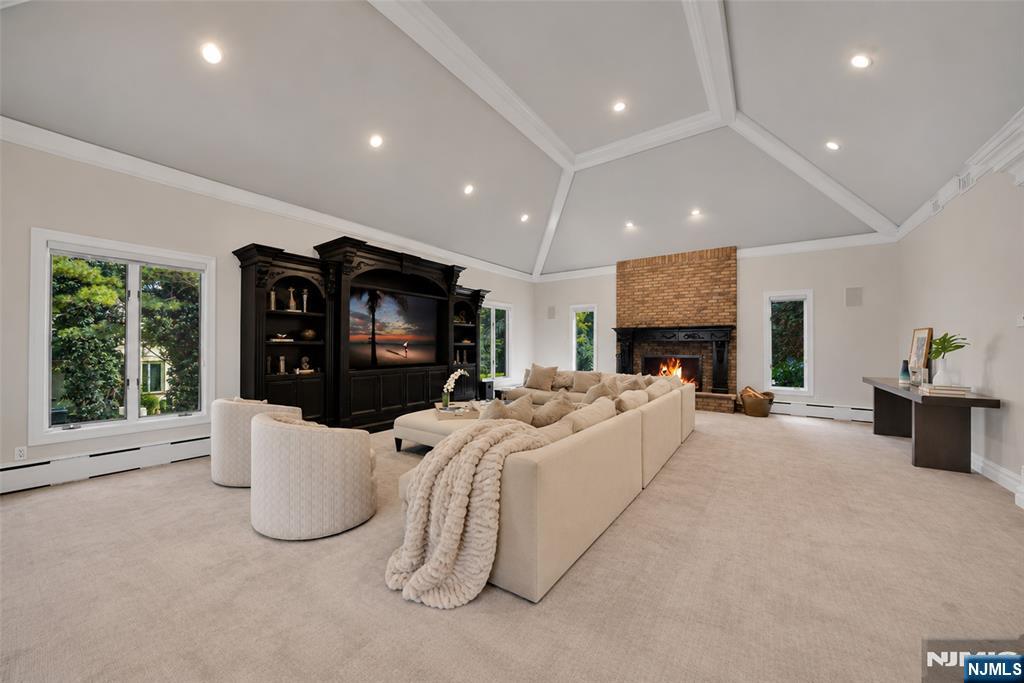72 Adams Drive — photo 11