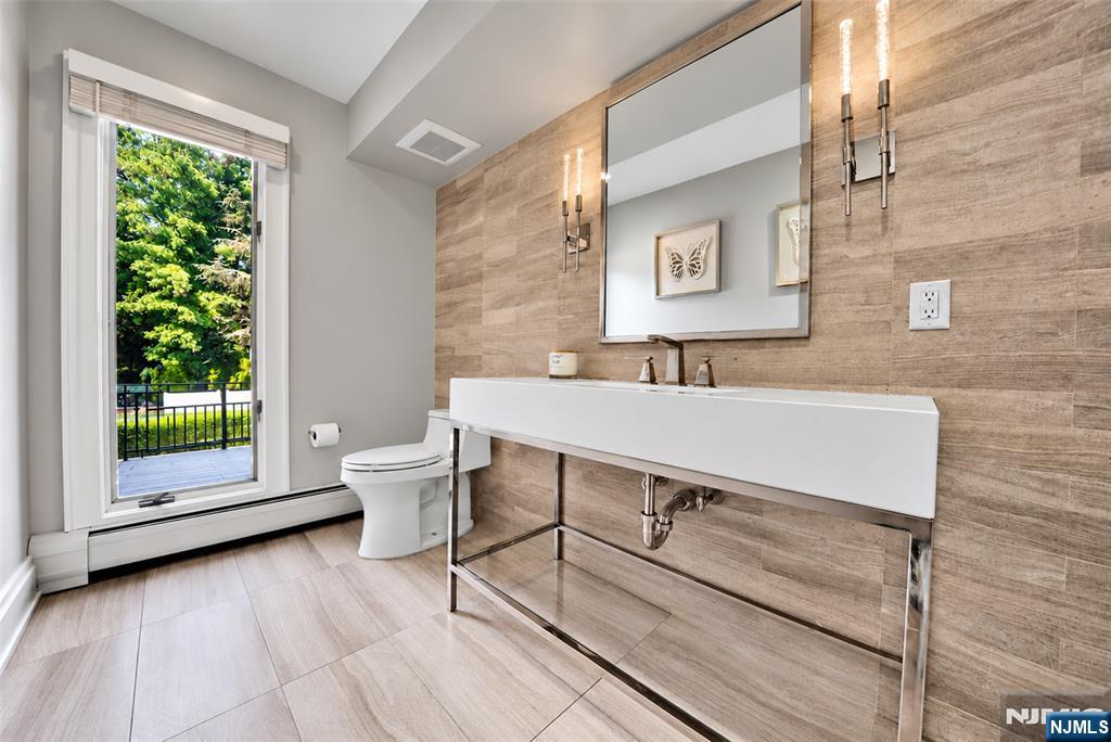 72 Adams Drive — photo 18