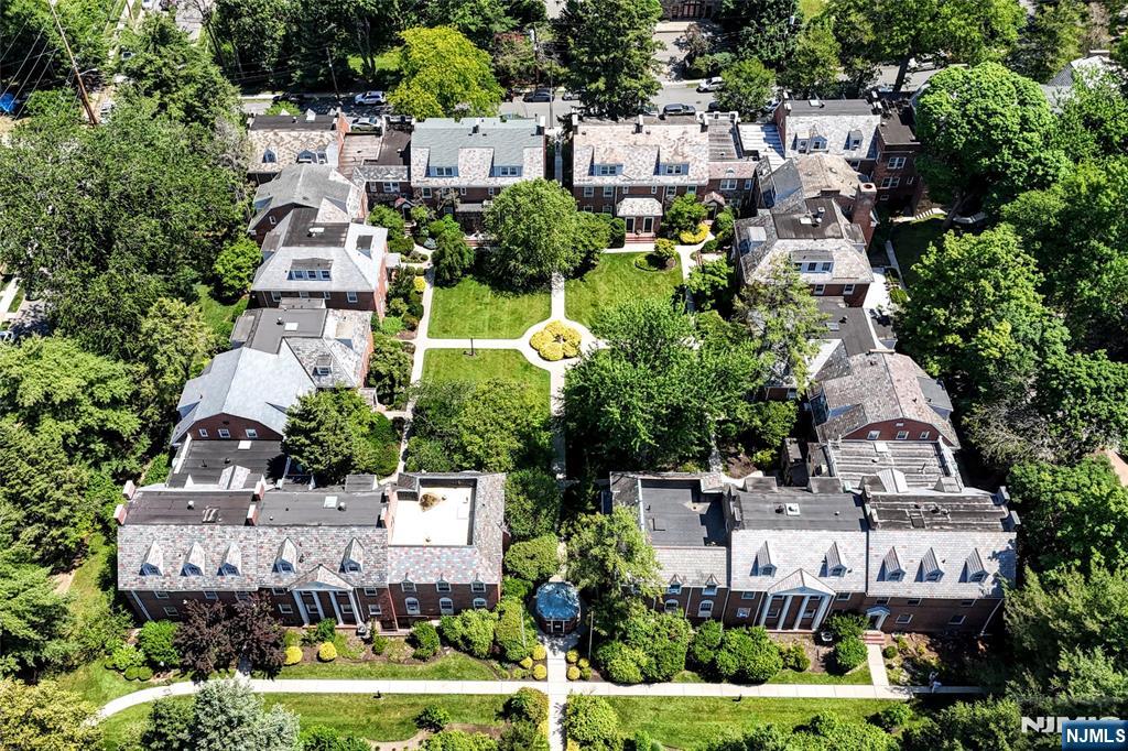 Photo 3 of Condo for sale at 185 E Palisade Ave #B1B, Englewood, NJ 07631 | MLS# 26034593 | Listing updated on 2026-09-16