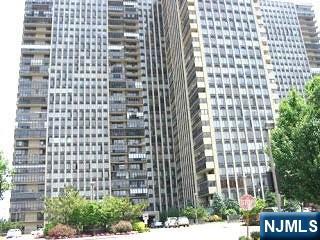 200 Winston Drive C2611