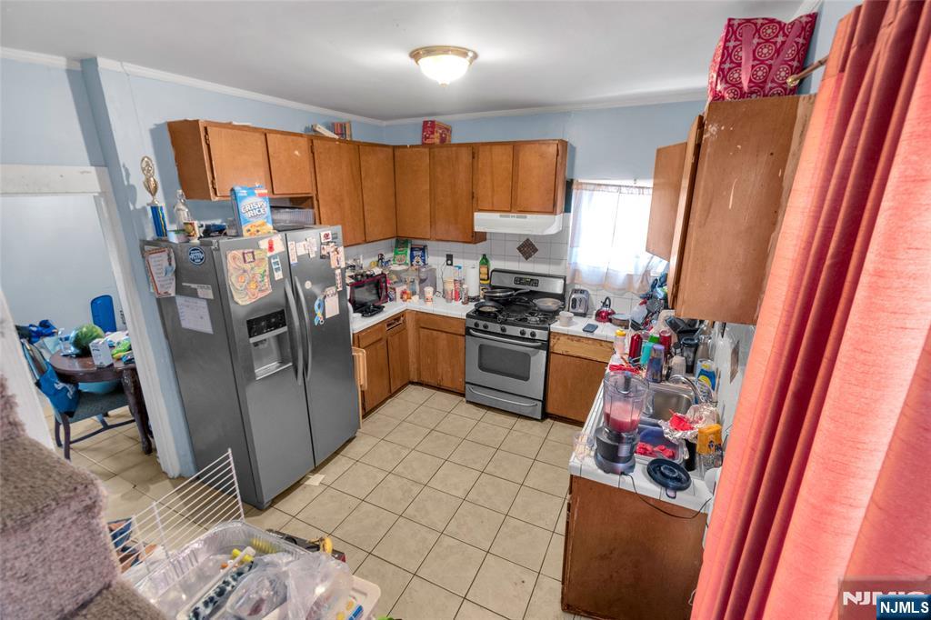 256 Edmund Avenue - Photo 5
