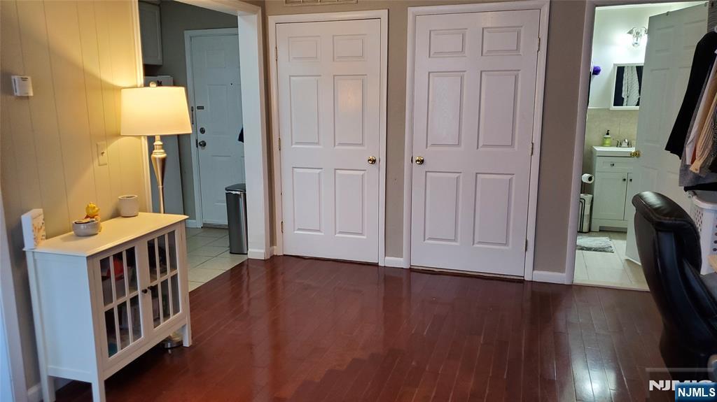 662 Bloomfield Avenue - Photo 4