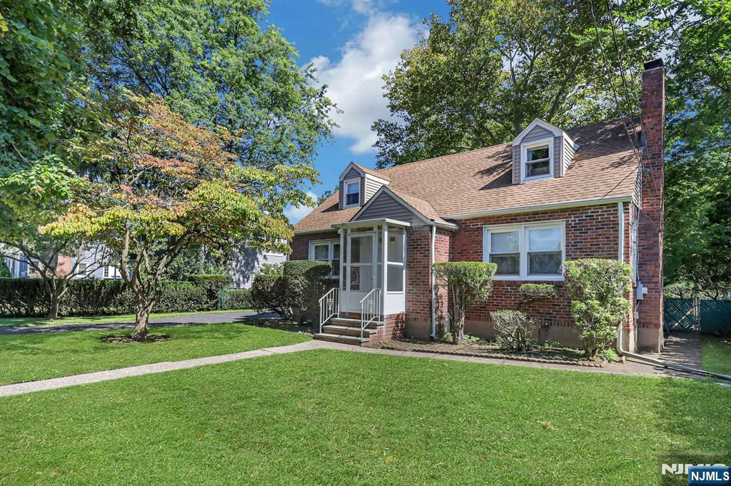 979 River Road - Photo 1