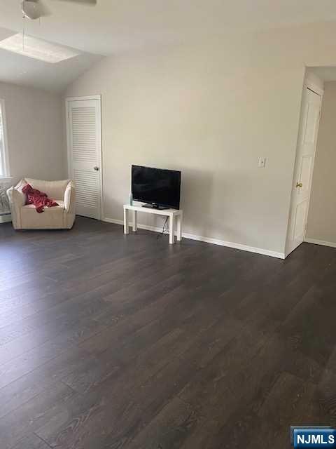 172 W Broad Street - Photo 5