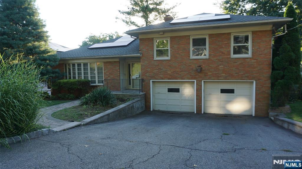 Photo 1 of Single family home for sale at 8 S Mountain Way, West Orange, NJ 07052 | MLS# 26034634 | Listing updated on 2026-09-18