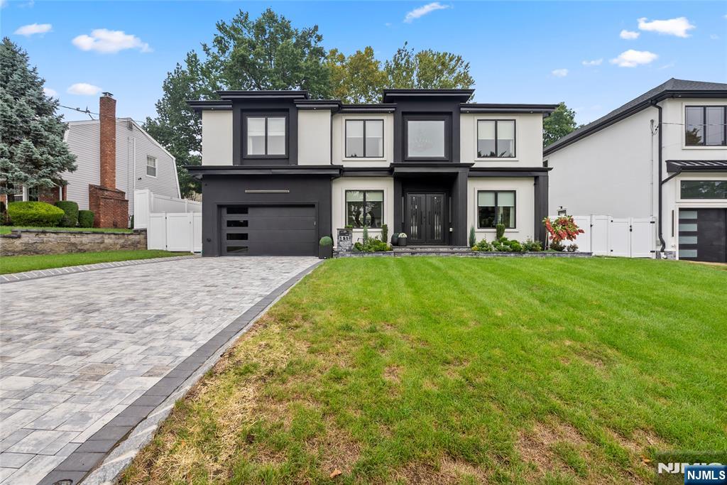 Photo 2 of Single family home for sale at 151 Stuart St, Paramus, NJ 07652 | MLS# 26034635 | Listing updated on 2026-09-19