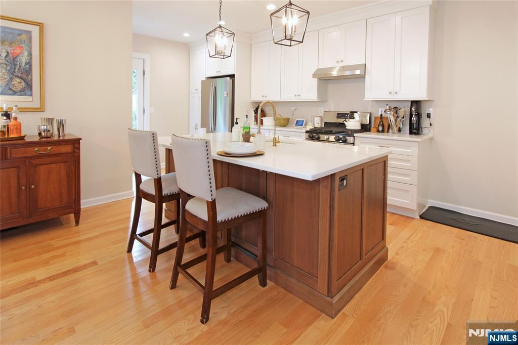 35 Essex Avenue - Photo 3