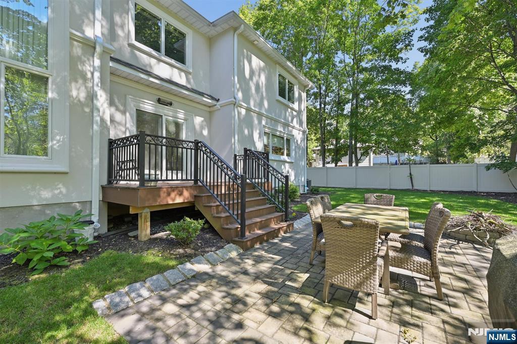 8 Ranch Lane — photo 32