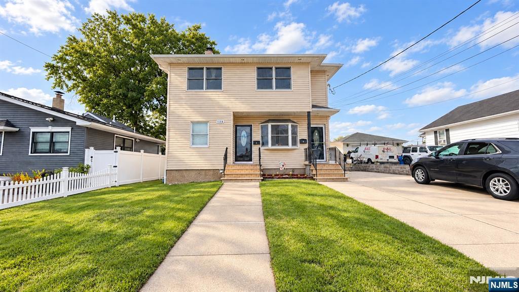 138 7th Street - Photo 2