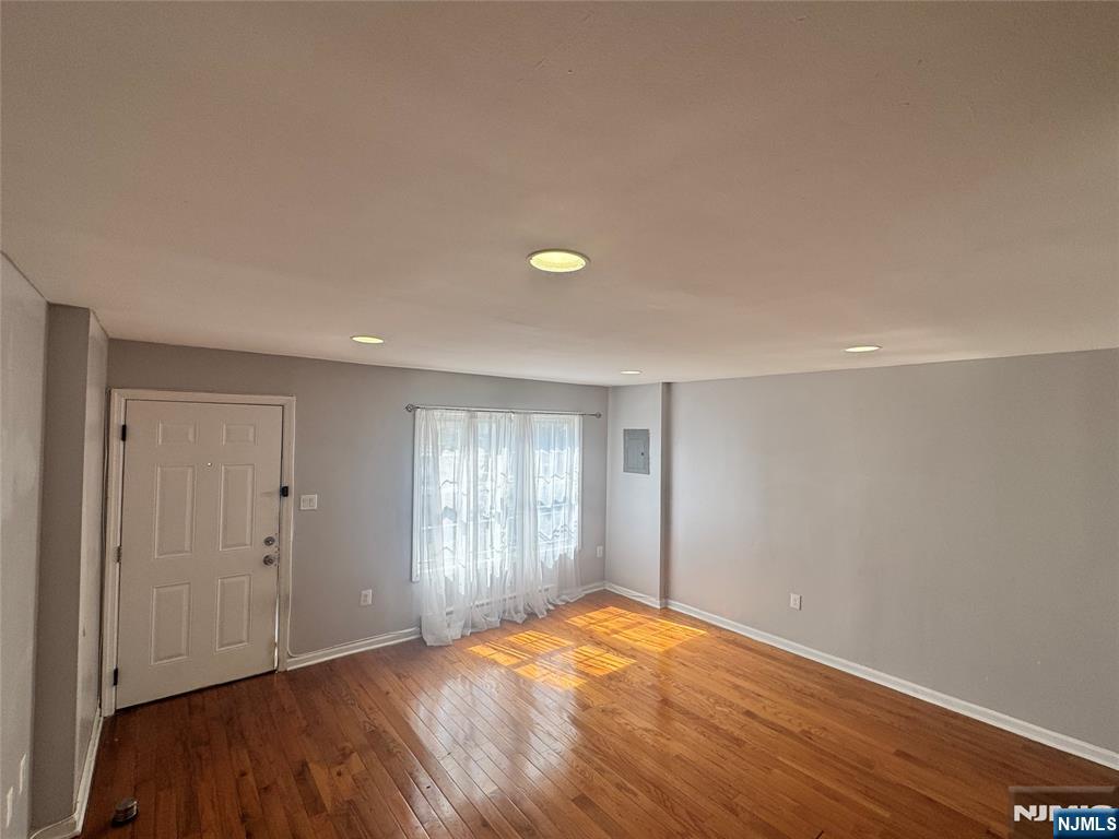 12 Bayview Avenue - Photo 2