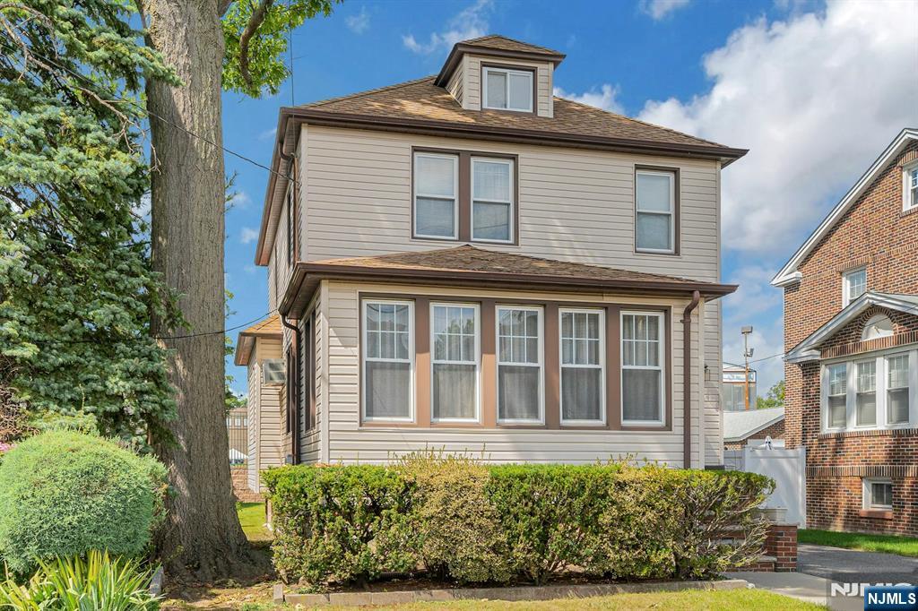 527 Brandon Place - Photo 3